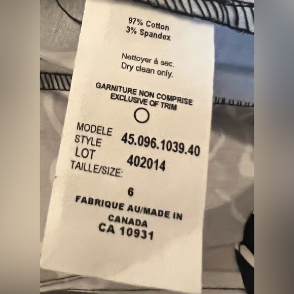 Laura Petites black and white blazer sz. 6 - Picture 3 of 3